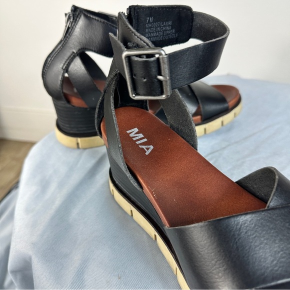 MIA Wedge Sandals size 7 - Picture 2 of 8